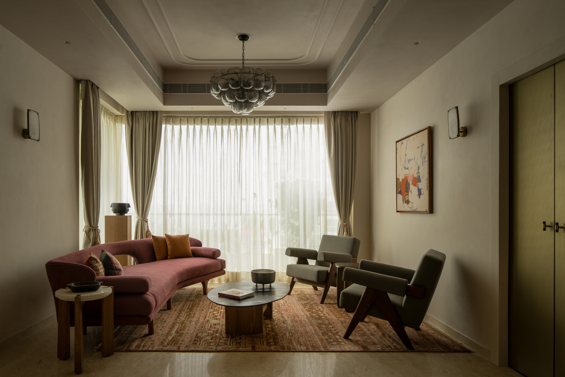 Apartment Noir, Delhi NCR